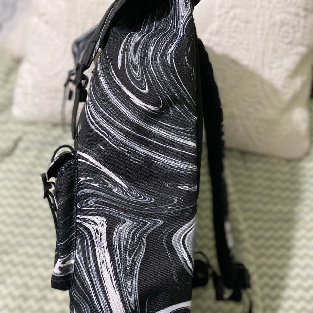 Herschel Supply Co. Little America Mid Volume Backpack 17L In Paint Black/White - Picture 10 of 13
